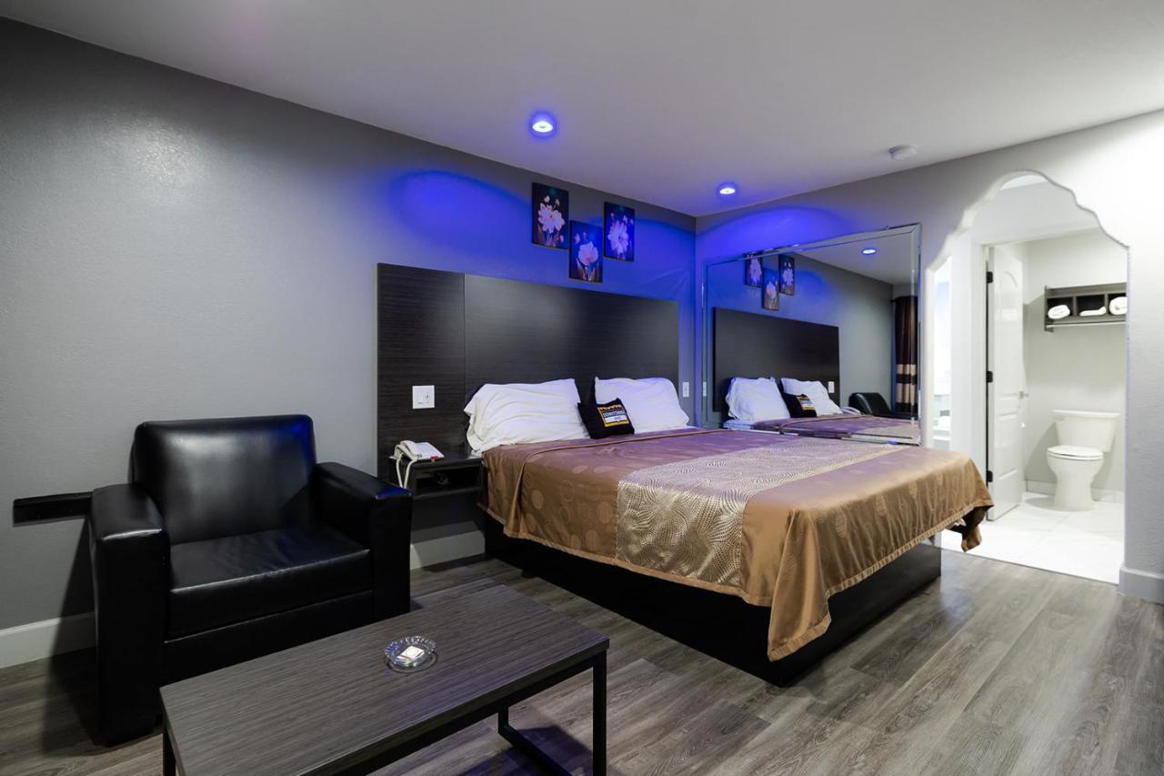 Downtowner Inns - Houston Downtown & Convention Center Экстерьер фото